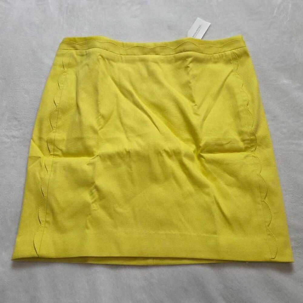 New 10 Banana Republic scalloped mini skirt in Lively Chartreuse - Picture 2 of 11